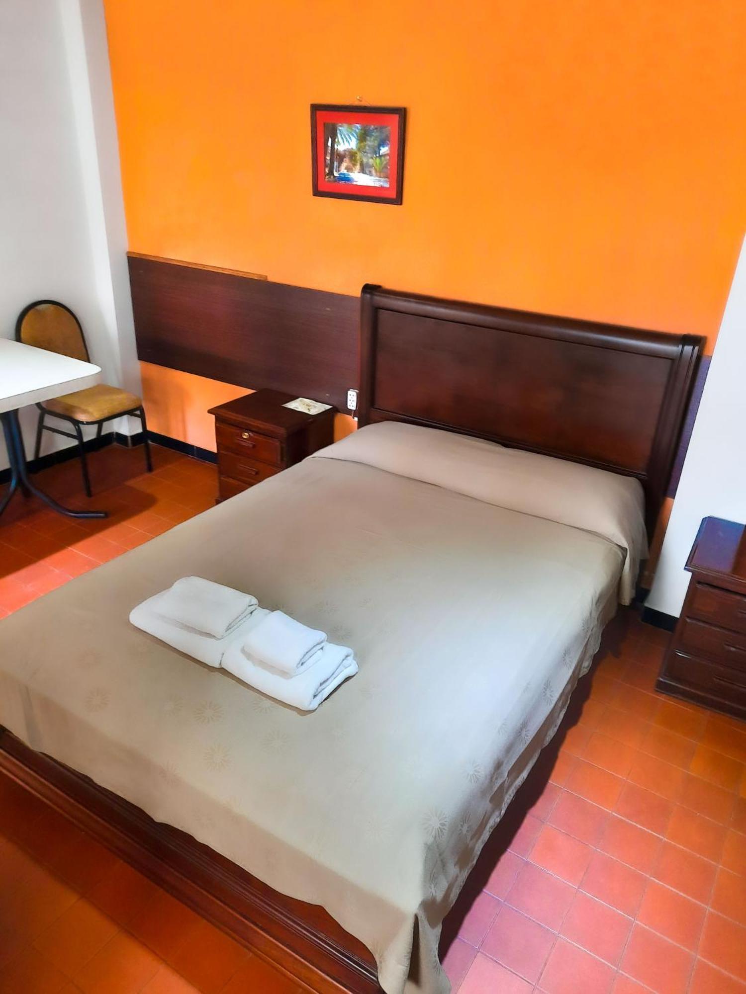 Cittadella Hostal Sucre Buitenkant foto