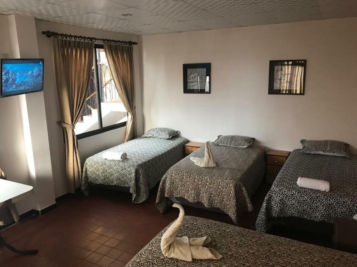 Cittadella Hostal Sucre Buitenkant foto